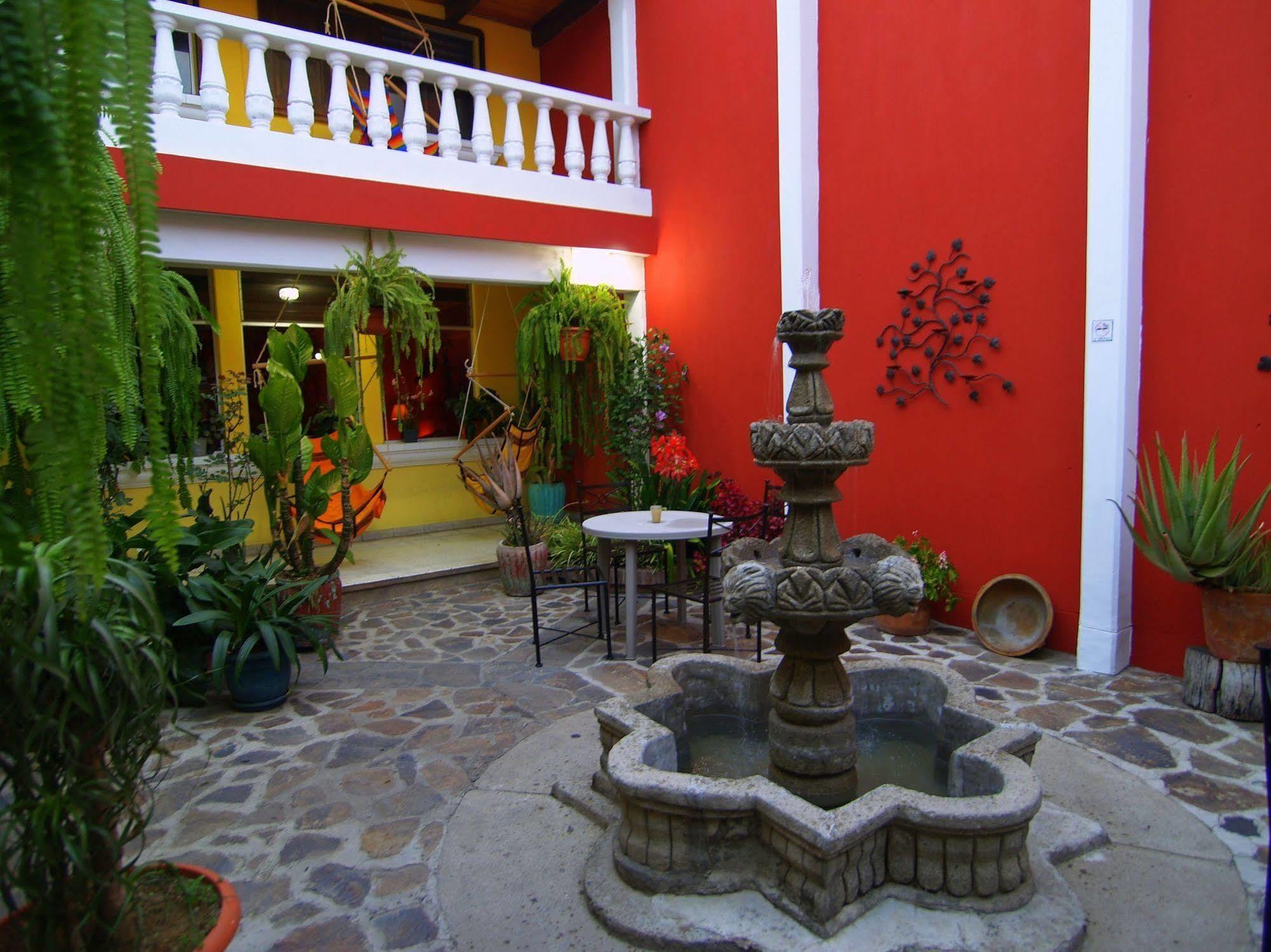 Hotel Casa Rustica By Ahs Antigua Eksteriør bilde